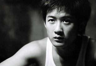 娱乐圈吃瓜元素表檀健次,娱乐圈吃瓜达人，揭秘明星幕后故事